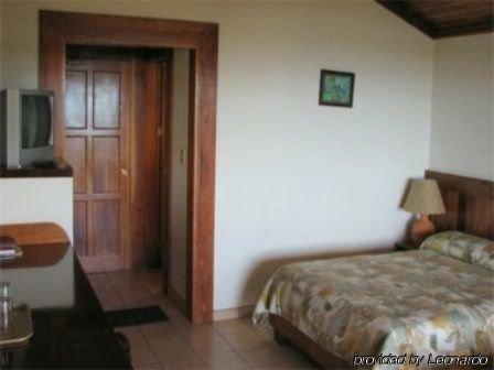 Hotel Montaña 3*